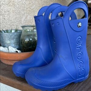 CROCS Blue Rain & Snow Boots with Easy Pull-On Handles